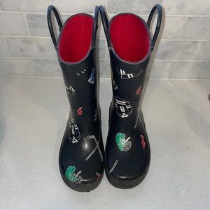 Carters Toddler Size 9 Hockey-themed rubber boots!